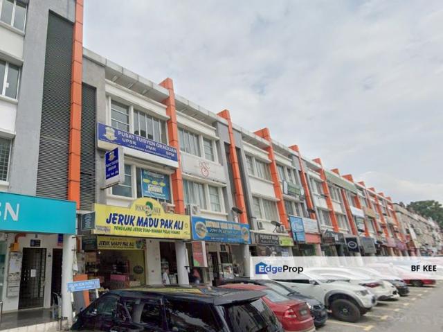 Shop for sale in Kajang, Langat