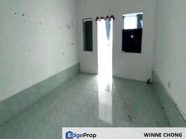 Shop for rent in Kajang, Langat