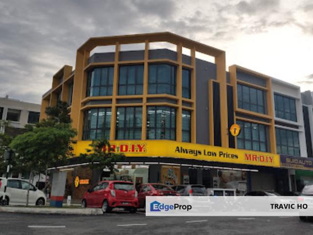 Shop for rent in Kajang, Langat