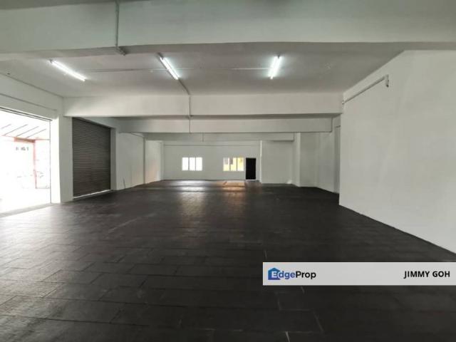 Shop for rent in Kajang, Langat