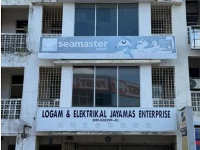 Shop for rent in Kajang, Langat