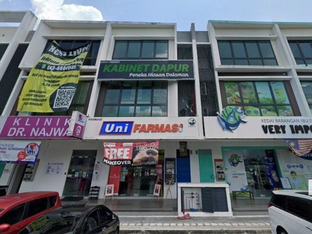 Shop for rent in Kajang, Langat