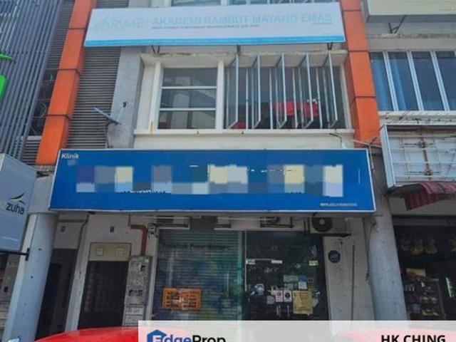 Shop for rent in Kajang, Langat