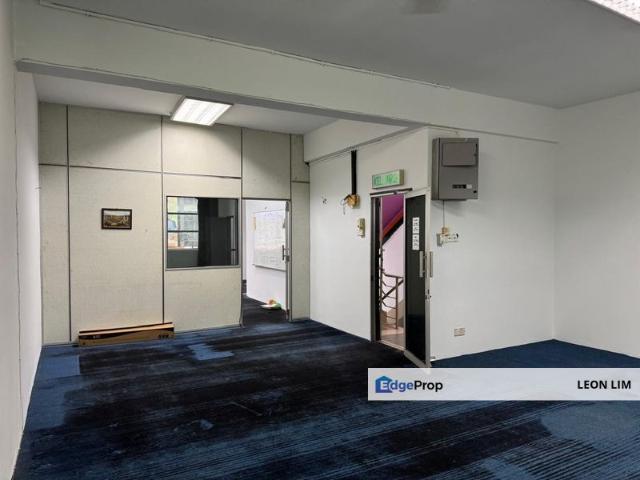 Shop for rent in Kajang, Langat
