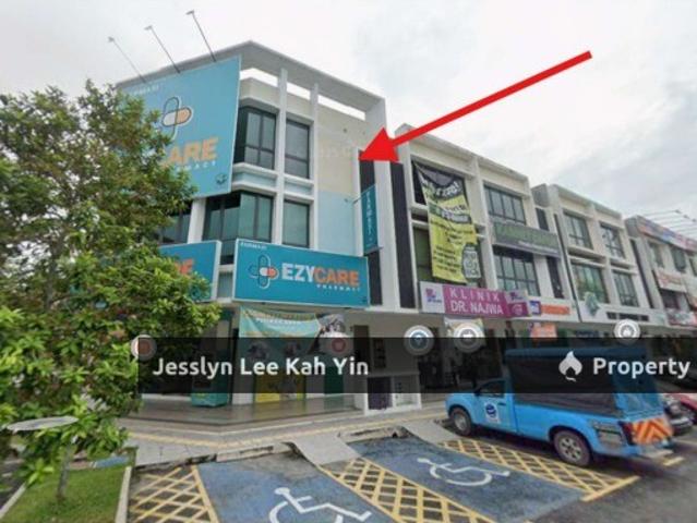 Shop for rent in Kajang, Langat