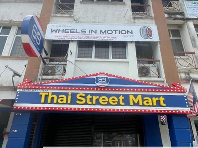 Shop for rent in Kajang, Langat