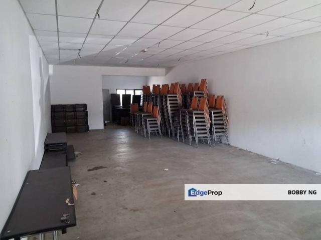 Shop for sale in Petaling, Damansara Damai