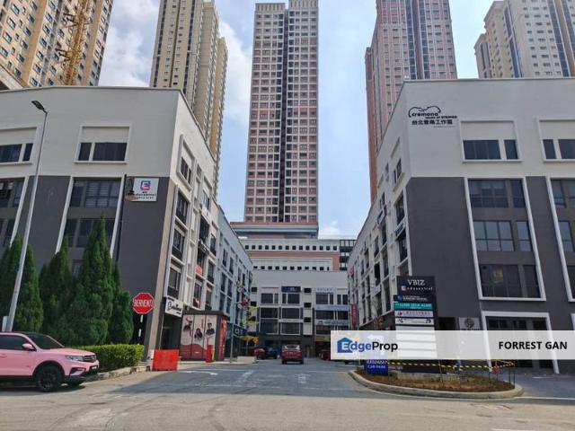 Shop for rent in Petaling, Damansara Damai
