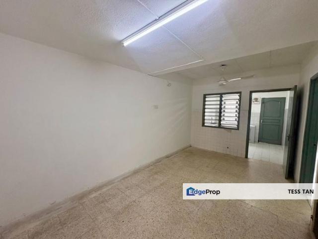 House for sale in Petaling, Damansara Damai