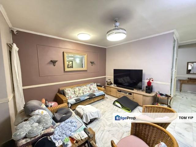House for sale in Petaling, Damansara Damai