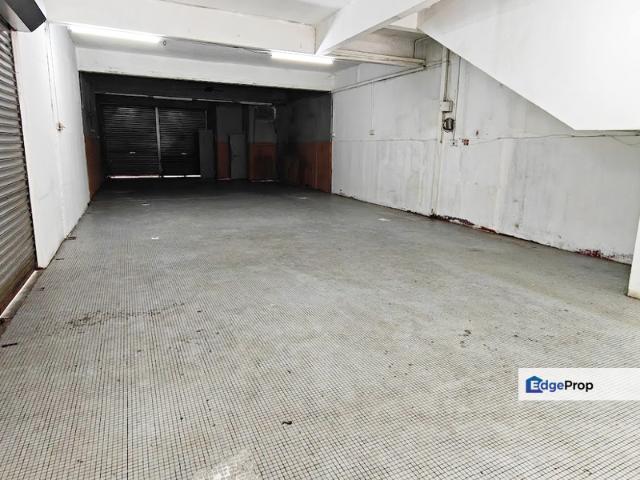 Shop for rent in Petaling, Damansara Damai