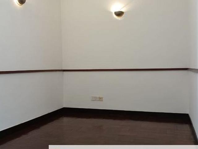 House for sale in Petaling, Damansara Damai