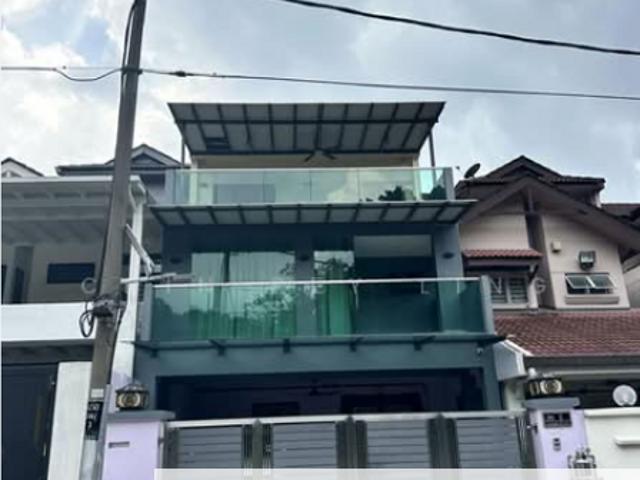 House for sale in Petaling, Damansara Damai