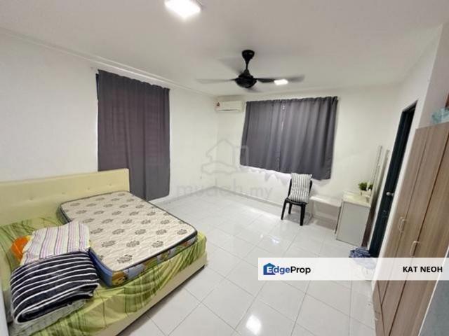 House for sale in Petaling, Damansara Damai