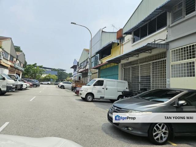 Warehouse for sale in PJU 9, Petaling Jaya