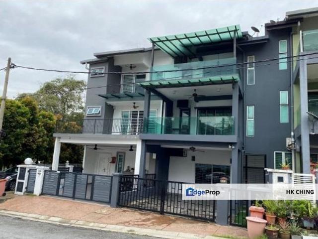 House for sale in Petaling, Damansara Damai