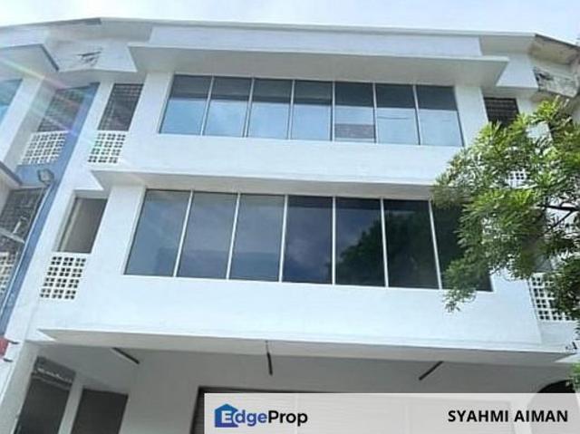 Shop for rent in Kajang, Langat