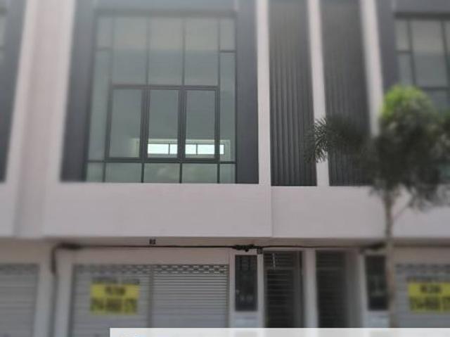 Shop for rent in Sendayan Village, Negeri Sembilan