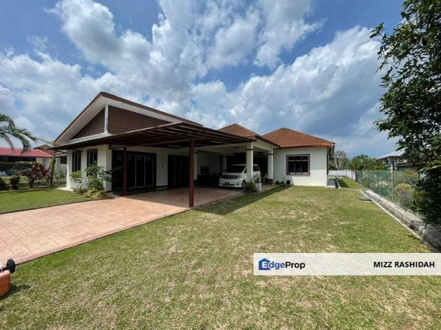 House for sale in Sendayan Village, Negeri Sembilan