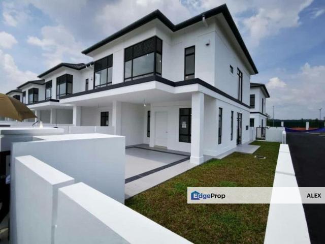 House for sale in Sendayan Village, Negeri Sembilan