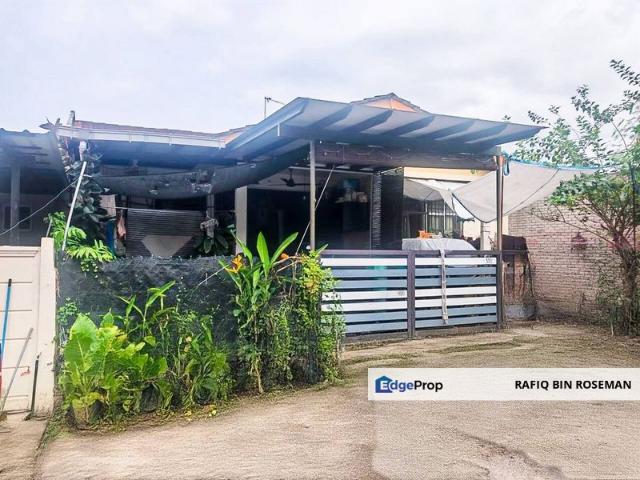 House for sale in Sendayan Village, Negeri Sembilan