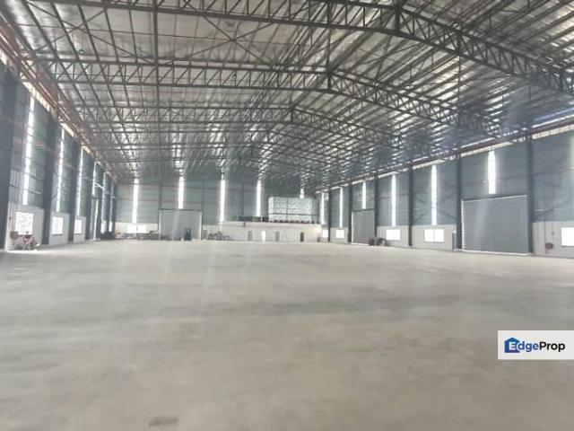 Warehouse for rent in Sendayan Village, Negeri Sembilan