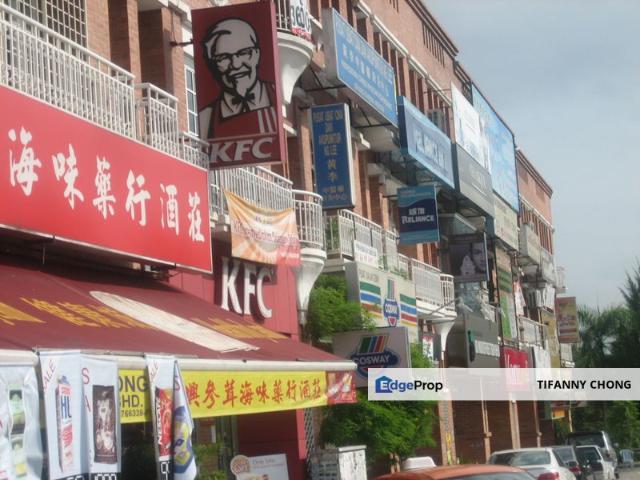 Shop for rent in Kajang, Langat