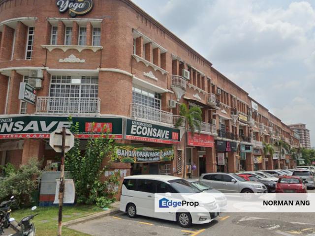 Shop for rent in Kajang, Langat