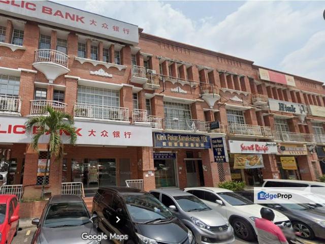 Shop for rent in Kajang, Langat