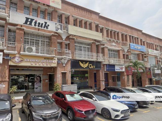 Shop for rent in Kajang, Langat