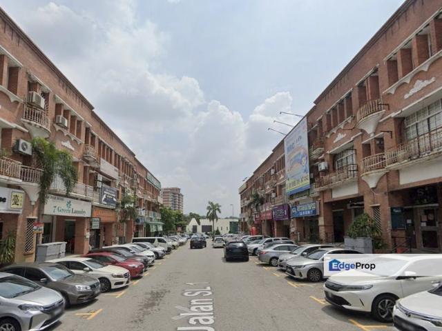 Shop for rent in Kajang, Langat