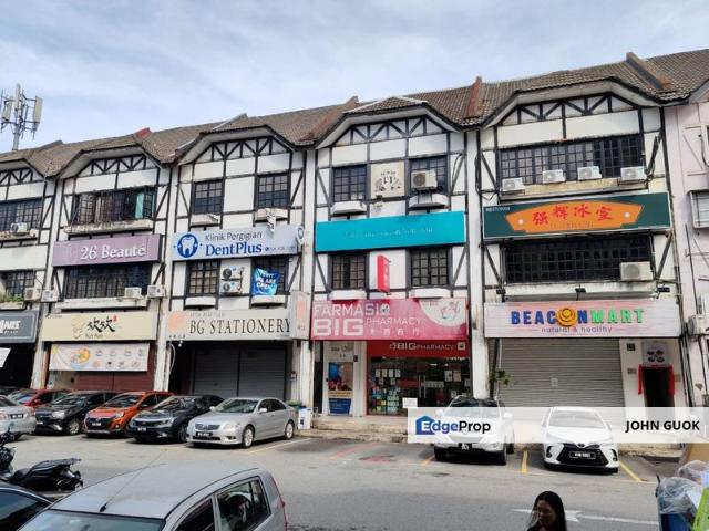 Shop for sale in Kajang, Langat