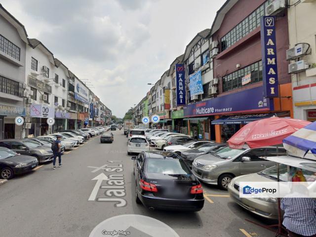 Shop for rent in Kajang, Langat