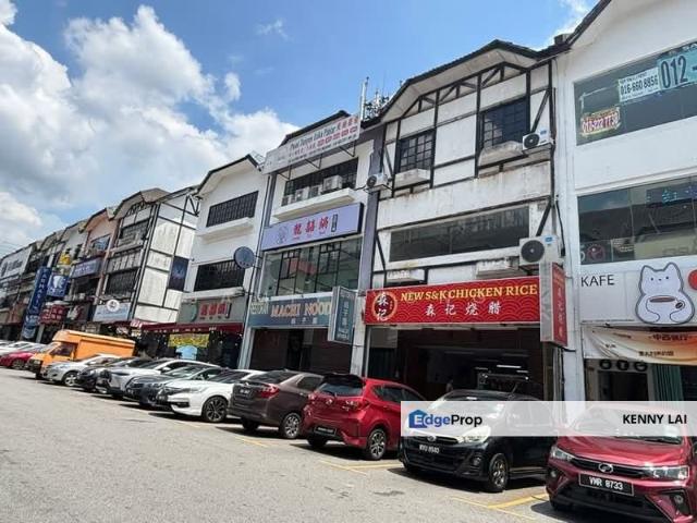 Shop for rent in Kajang, Langat