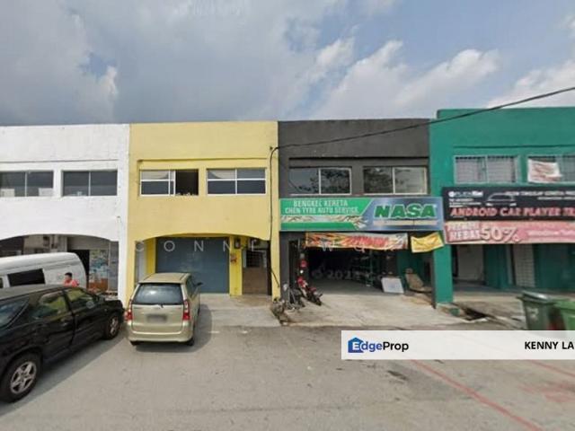 Shop for rent in Kajang, Langat