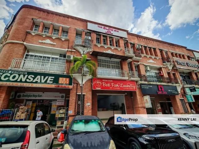 Shop for rent in Kajang, Langat