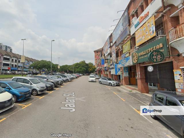 Shop for rent in Kajang, Langat