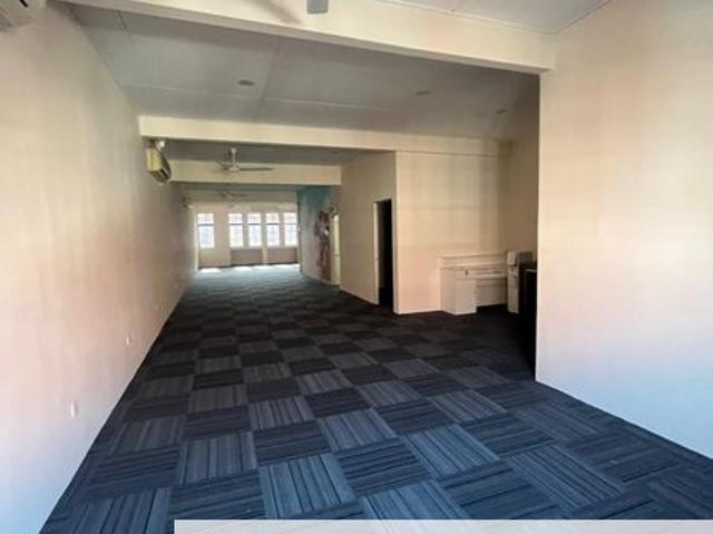 Shop for rent in Kajang, Langat