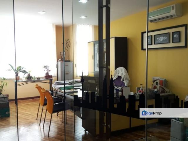Shop for sale in Kajang, Langat
