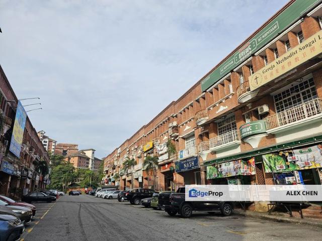 Shop for rent in Kajang, Langat