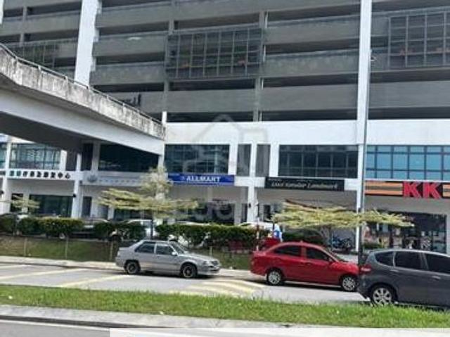Shop for sale in Kajang, Langat