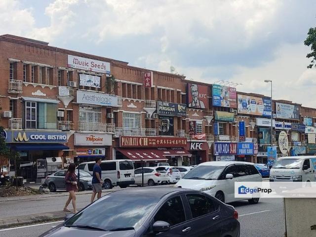 Shop for rent in Kajang, Langat