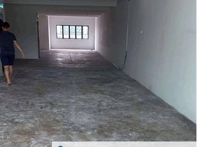 Shop for rent in Kajang, Langat
