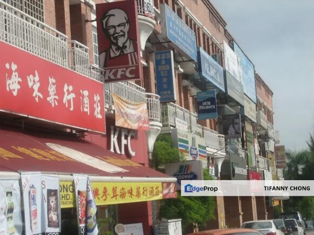 Shop for rent in Kajang, Langat