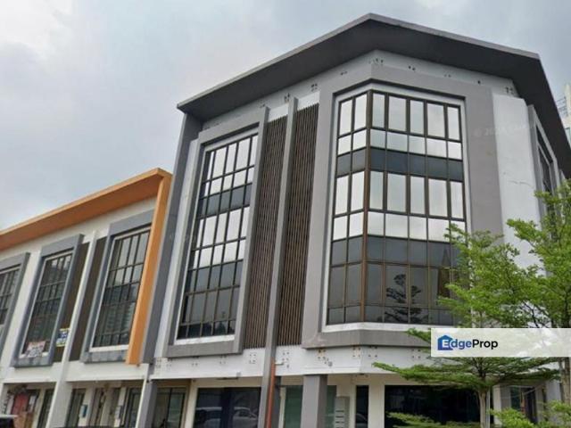 Shop for sale in Kajang, Langat