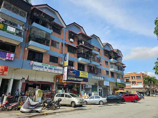Flat for sale in Kajang, Langat
