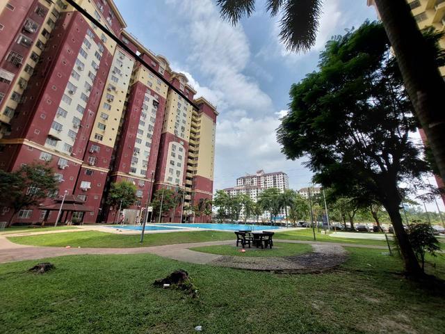 Apartment for sale in Petaling, Damansara Damai