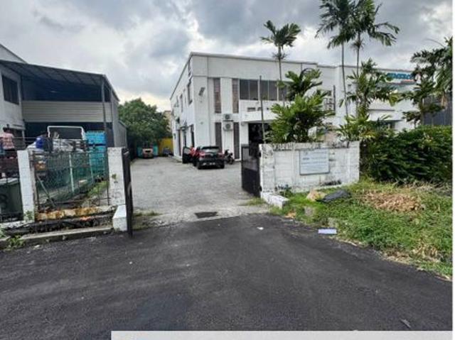 Warehouse for sale in PJS 11, Majlis Bandaraya Subang Jaya