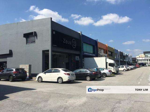 Warehouse for rent in Petaling, Subang Jaya