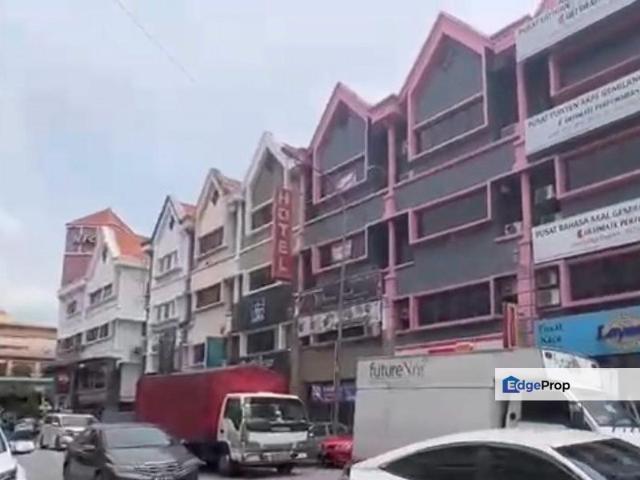 Shop for rent in Petaling, Damansara Damai
